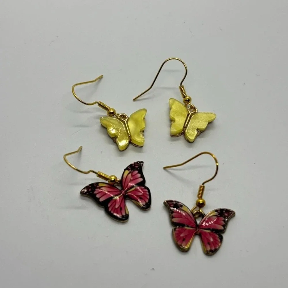 Butterfly Earrings in Gold‎ Tone Whimisical Fairy Core